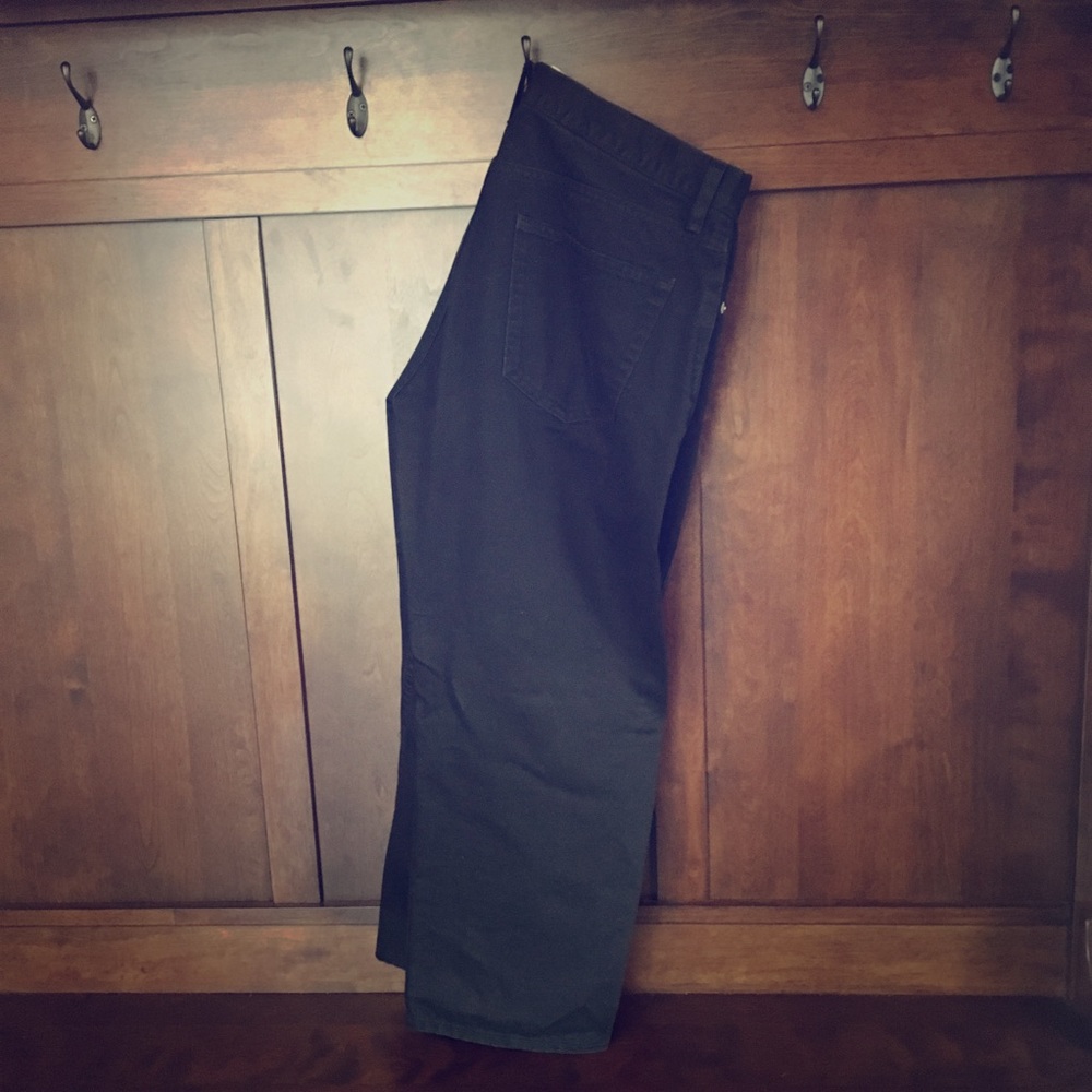 Gap Capri Pants 💲2 for $10 SALE💲